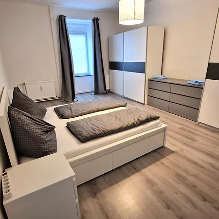 Apartment Gudzevic Ferien Unterkuenfte A 4 *